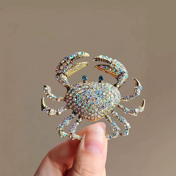 Broche de caranguejo de luxo leve exclusivo strass moda High-End liga pino casaco acessórios broche Corsage