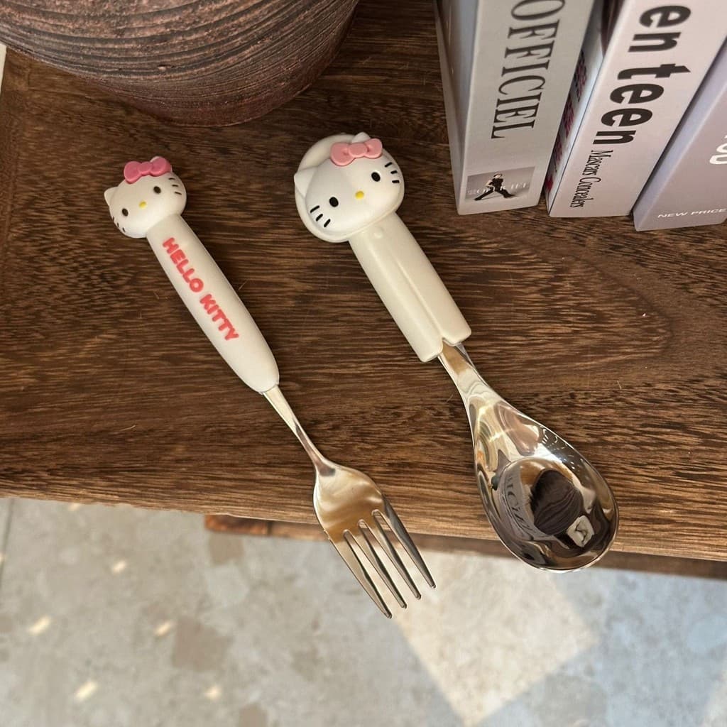 Talheres Autênticos Sanrio Kitty, Colher e Garfo em Aço Inoxidável 304, Utensílios Domésticos Portáteis e Fofos em Estil