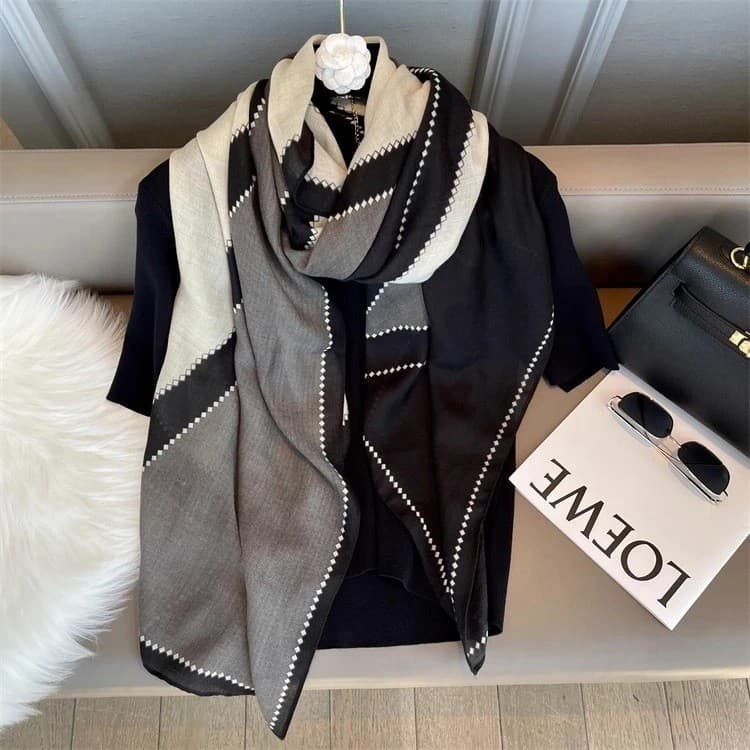 Lenço feminino inverno fino simples High-End bege cor combinando algodão linho cachecol deste ano Popular lenço de seda