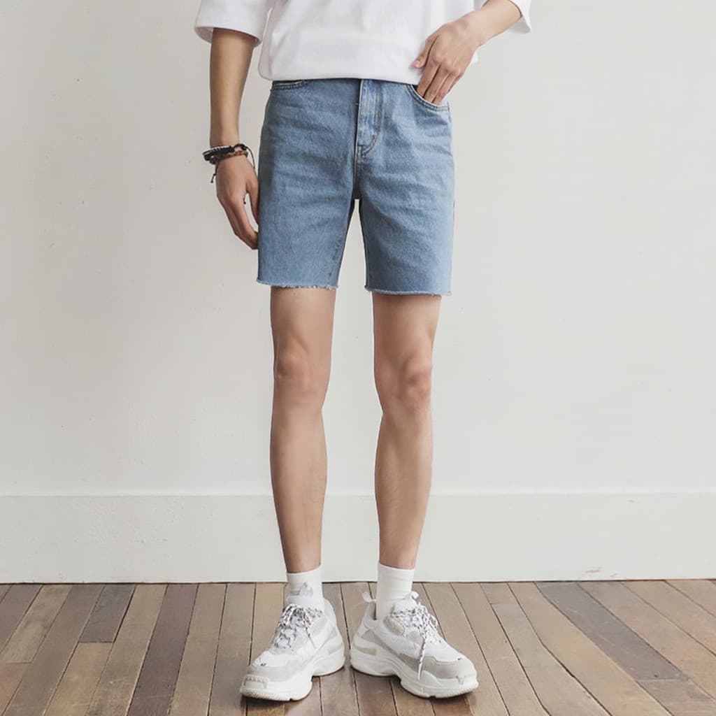 Verão fino estilo Casual azul Denim Shorts masculino angustiado lavado borda crua All-Match em linha reta quatro pontos
