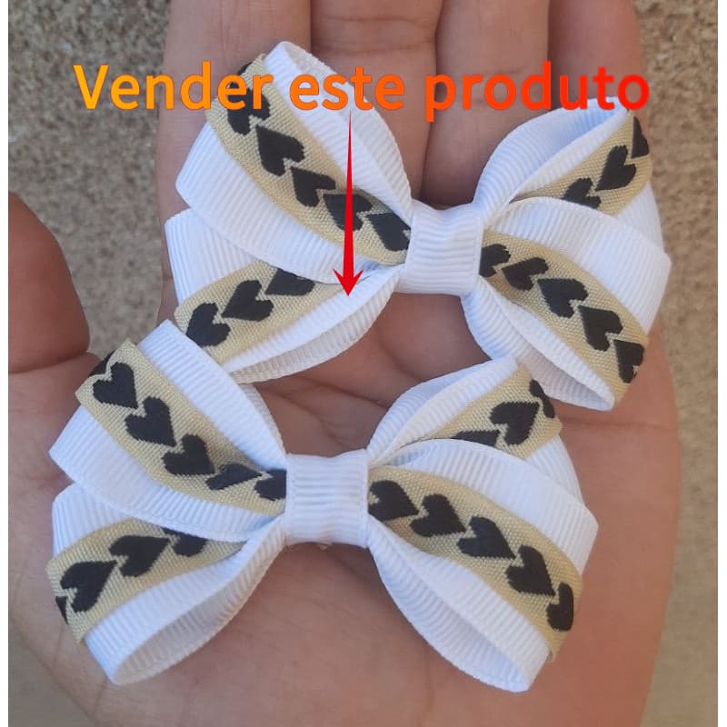 Parzinho de lacinho Infantil branco com corações