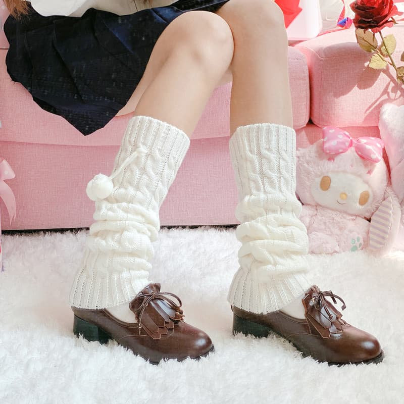 Tea Chirp: Meias de pilha de bola de pele torcidas Leggings de lã de malha estilo Preppy meias JK meias uniformes de cor