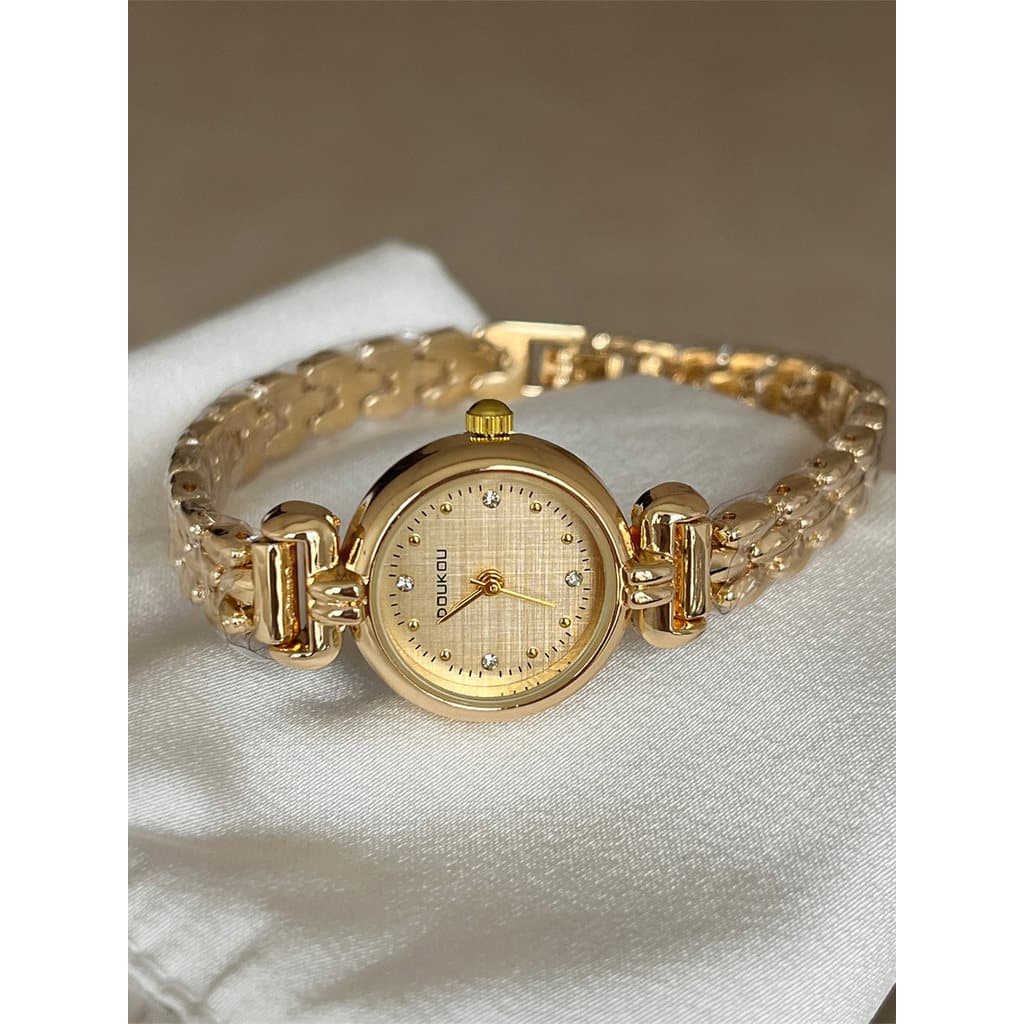 relogio feminino pequeno relogio feminino Relógio de ouro feminino luz luxo nicho 2025 positivo Popular novo estilo High