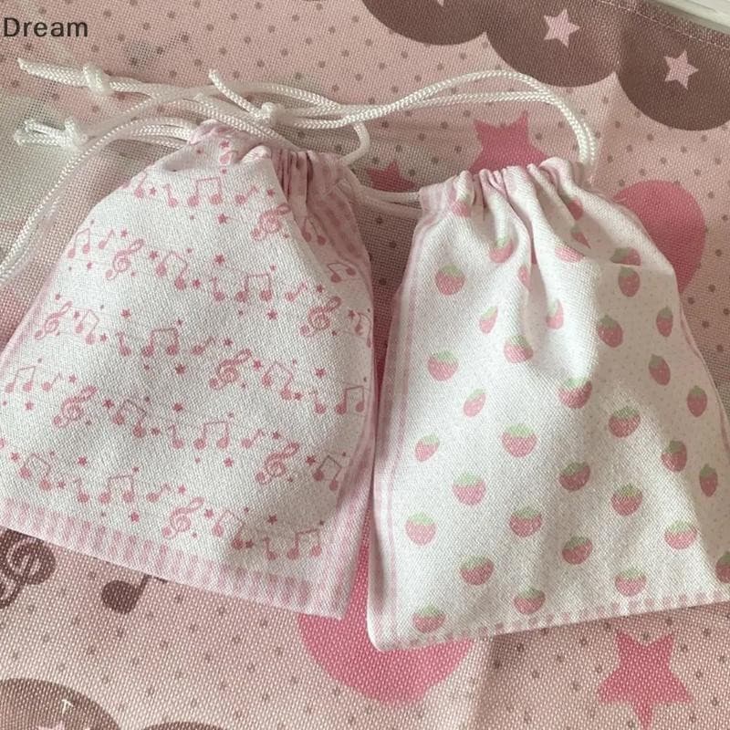< Dream > Morango Nota Musical Saco De Cordão Grande Capacidade Portátil Moeda Bolsa Presente Dos Desenhos Animados Maqu