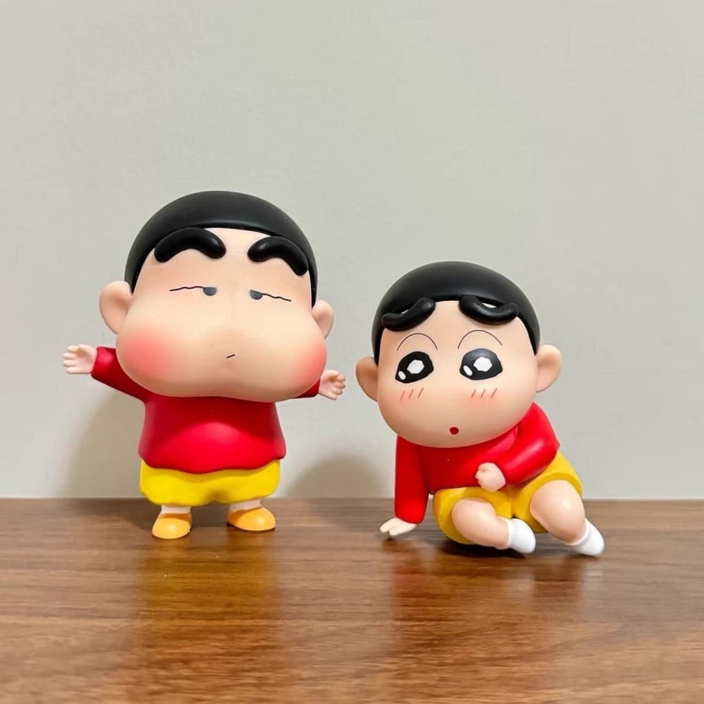 Shin-Chan Falling Model Cartoon Cute Anime Trendy Play Doll Decoração de mesa