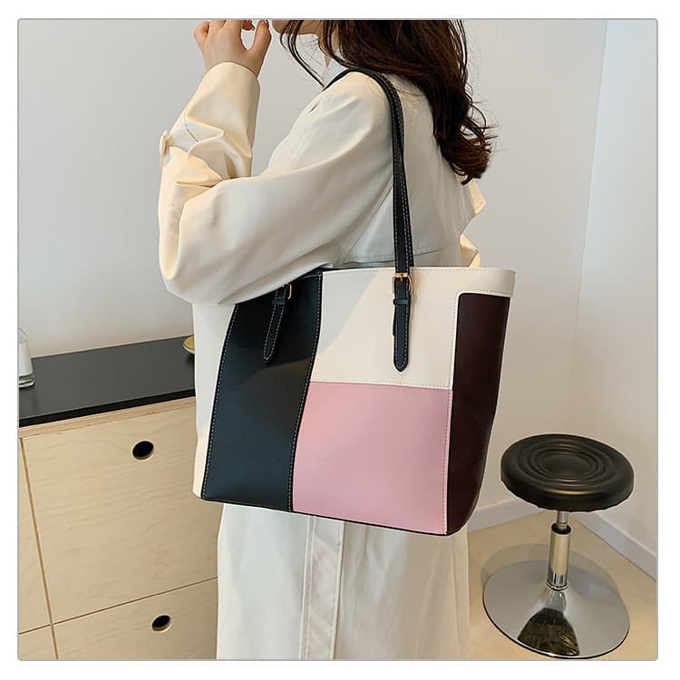 Textura de alta qualidade bolsa de grande capacidade feminina 2026 novo estilo luz luxo nicho Design de um ombro Super q