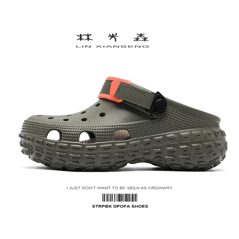 Buraco sapatos masculinos verão exterior usar sola grossa sandálias masculinas aumentadas 2025 novo estilo antiderrapant