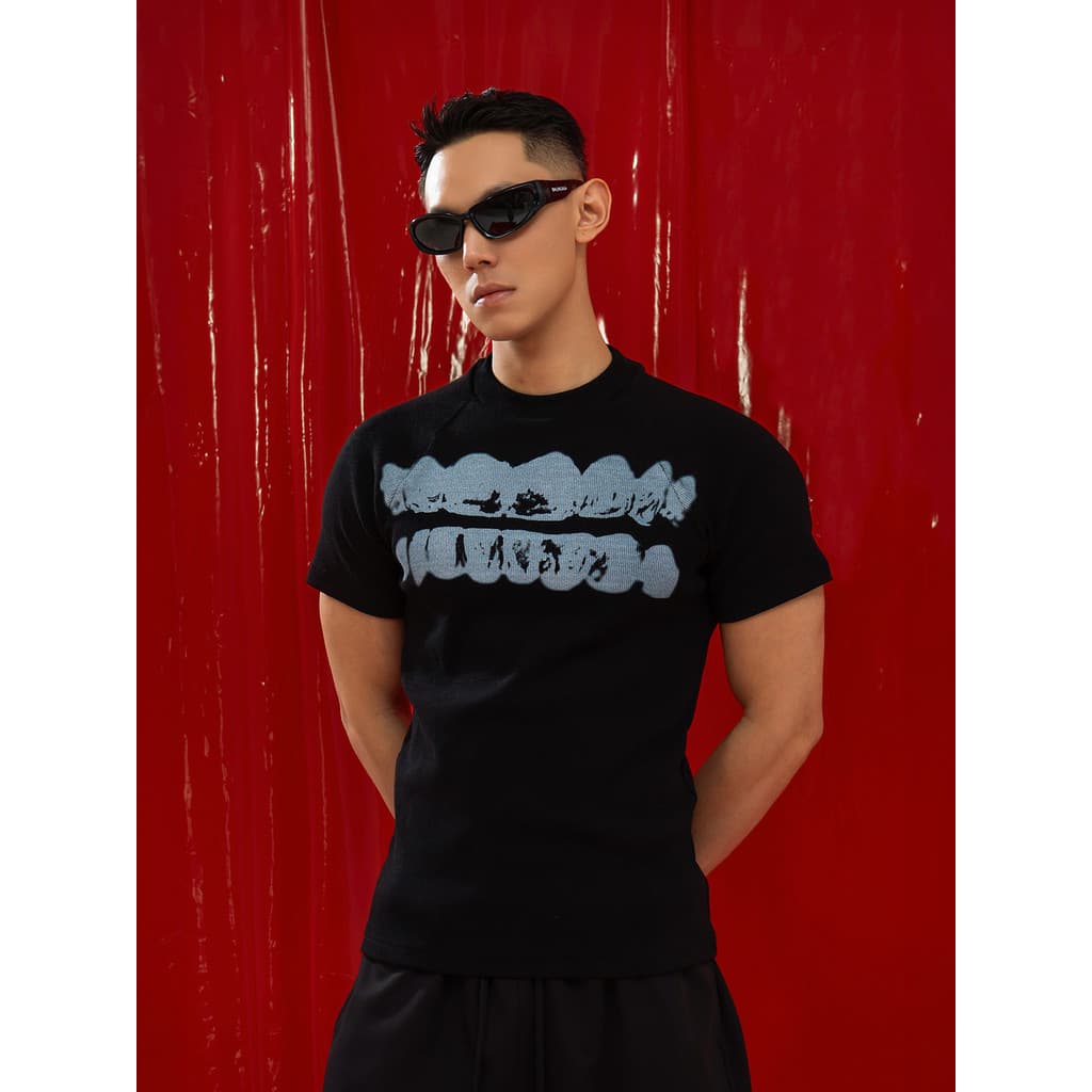 CLP Black Graffiti Letter Impresso Apertado Camiseta de Manga Curta Masculina Slim-Fit Stretch Knit