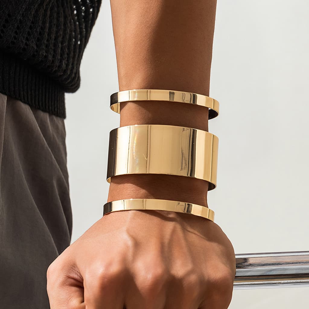 Exagerado Étnico Liso Grande Metal Oco Punho Aberto Bandas Homens Mulheres Pulseiras De Braço Punk Grunge Jewelry