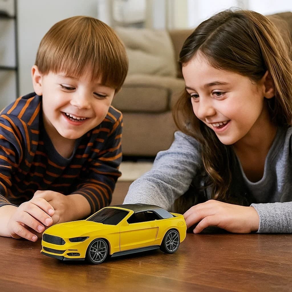 Carrinho Brinquedo Esportivo Amarelo Capô Aberto Rodas Presente Criança Veiculo Menino