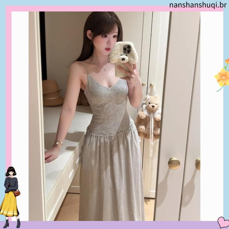 Vestido xadrez de férias francesas 2026 temperamento de verão bonito novo estilo saia longa enviada dentro de 10 dias