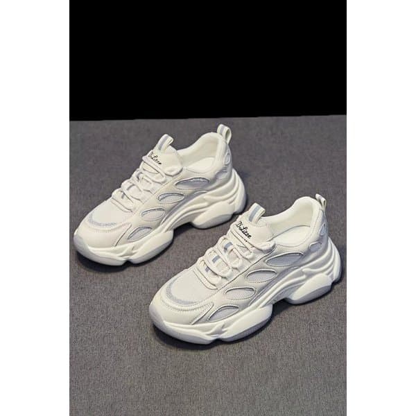 Sapatos masculinos prateados com detalhes em chifre, sapatos casuais de tamanho pequeno, disponíveis em estoque, design