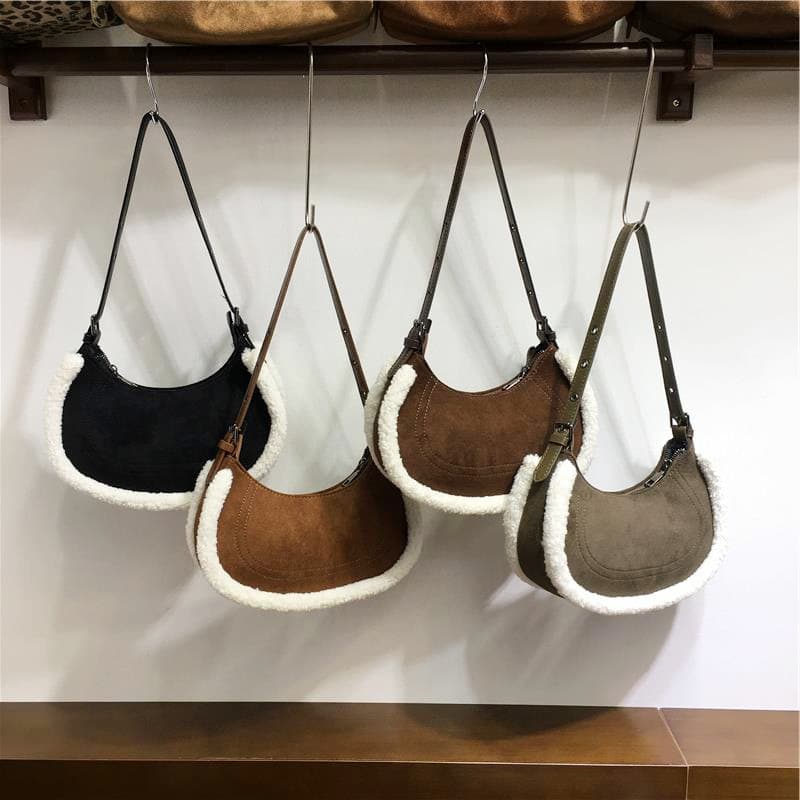 Bolsa bolsa transversal feminino Pequeno armário sujo 2025 outono inverno novo estilo camurça de pelúcia portátil cresce
