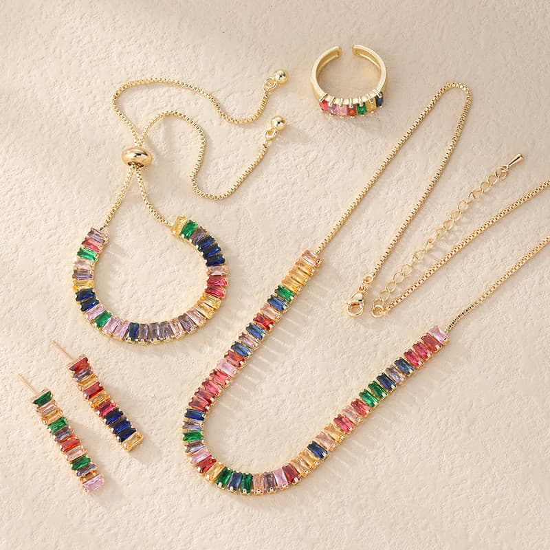Conjunto De Joias Femininas , De 4 Peças , Pulseira Quadrada Colorida De Zircão , Anel , Colar , Brincos .