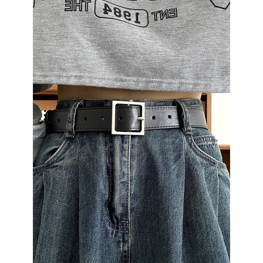 Versão coreana High-End All-Match cinto feminino fivela quadrada pequeno cinto preto Jeans simples estudante cinto 2026