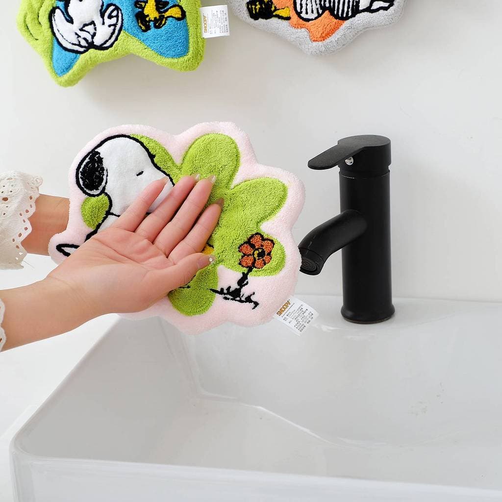 Snoopy toalha de mão Coral velo pendurado dos desenhos animados banheiro absorver água sem fiapos casal lenço doméstico