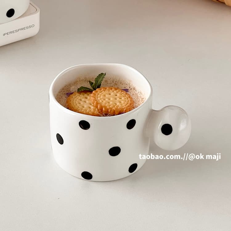 Bonito ins preto branco bolinhas copo meninas caneca de alto valor cerâmica copo de água leite café da manhã xícara de c