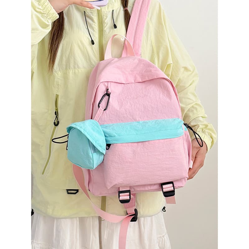 Pequeno fresco leve passeio mochila de viagem meninas novo estilo ins moda leve mochila All-Match contraste cor saco de