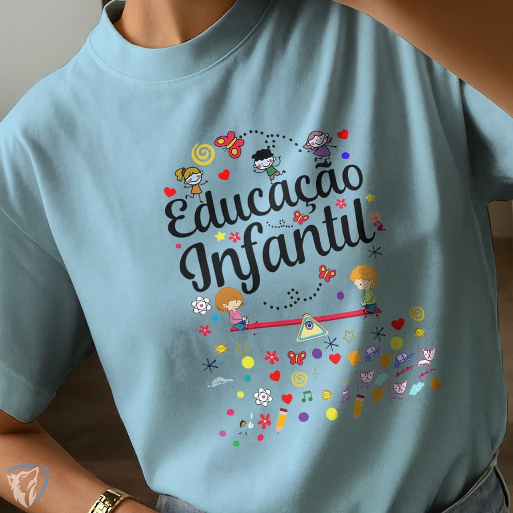 Camiseta Unissex Estampa Educação Infantil | Estilo Colorido e Divertido para Professoras