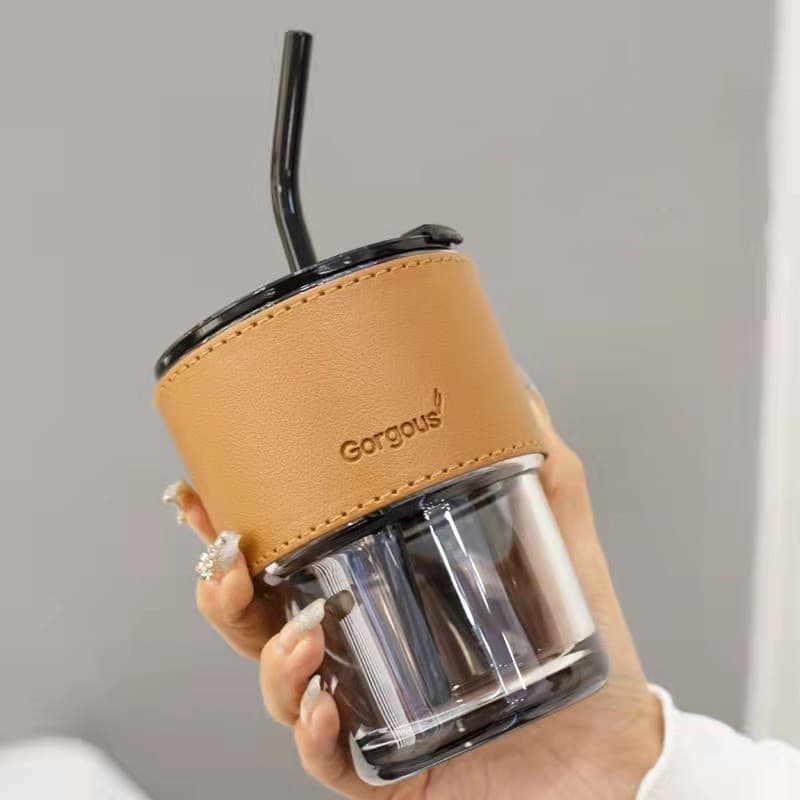 Copo de Vidro Minimalista 400ml com Canudo e Alça de Silicone Copo Transparente Café, Suco e Água