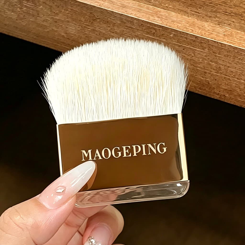 Realmente fácil de usar!Mao Geping Pincel portátil para Blush, cabeça plana, pincel para contorno, ferramenta de beleza,