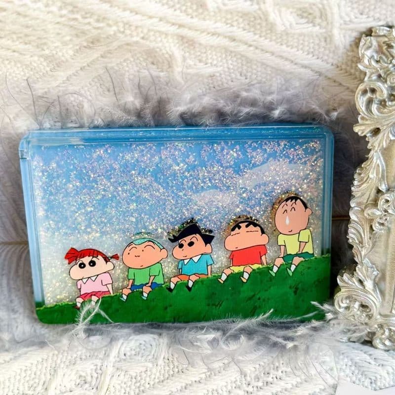 Crayon Shin-Chan grupo de cinco pessoas Glitter Mahjong desenho animado Anime mercadoria cartão de pé decoração de mesa