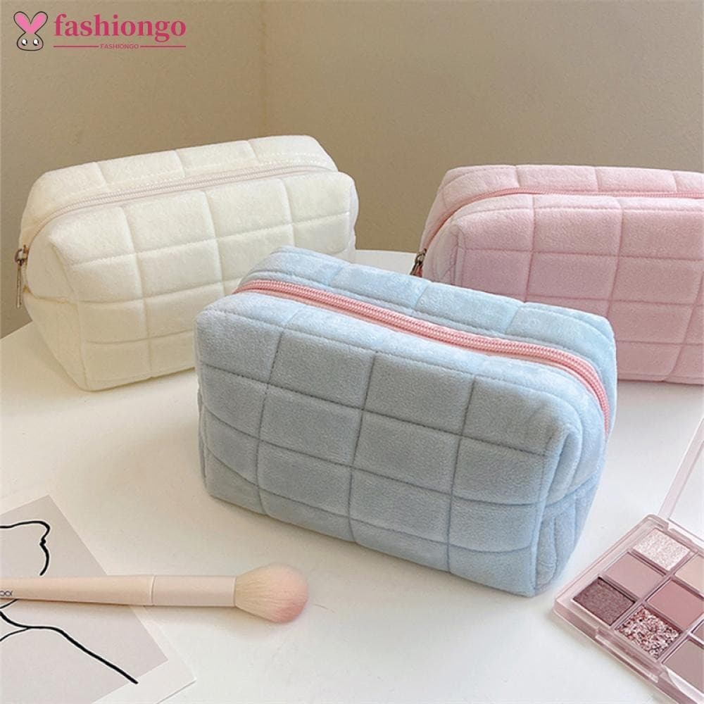 FASHIONGO Grande Capacidade De Pelúcia Saco De Armazenamento De Cosméticos Feminino Organizador De Maquiagem Papelaria C