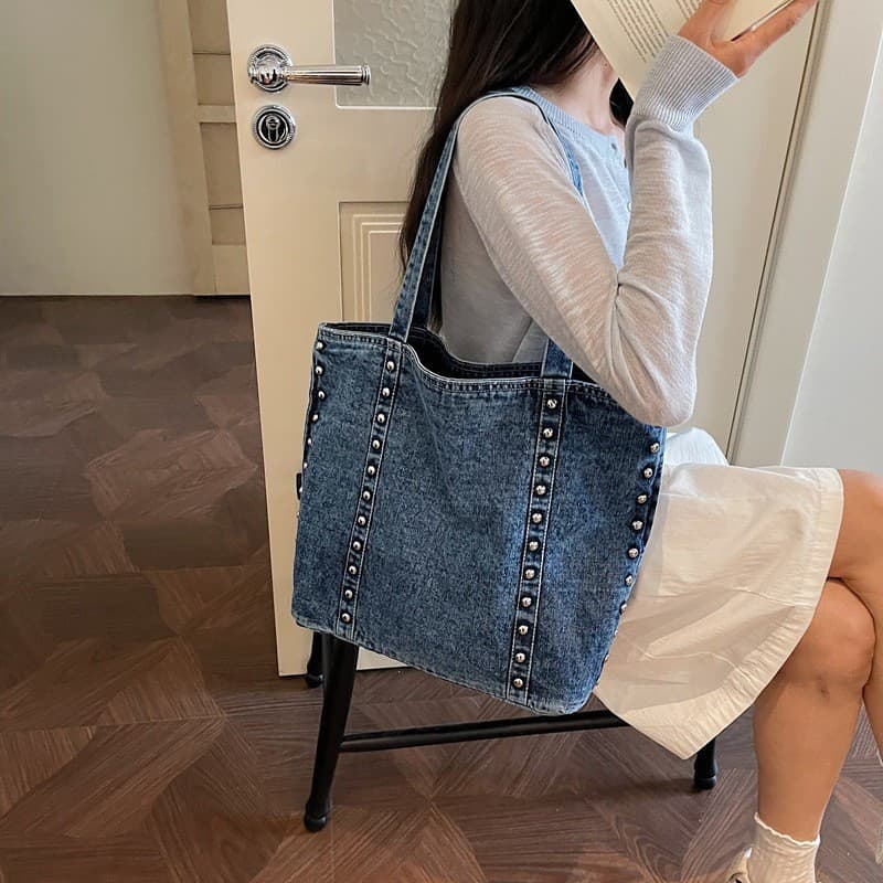 Bolsa tote de ganga com rebites simples e grande capacidade, nova versão 2026, versátil, texturizada, para uso diário, b