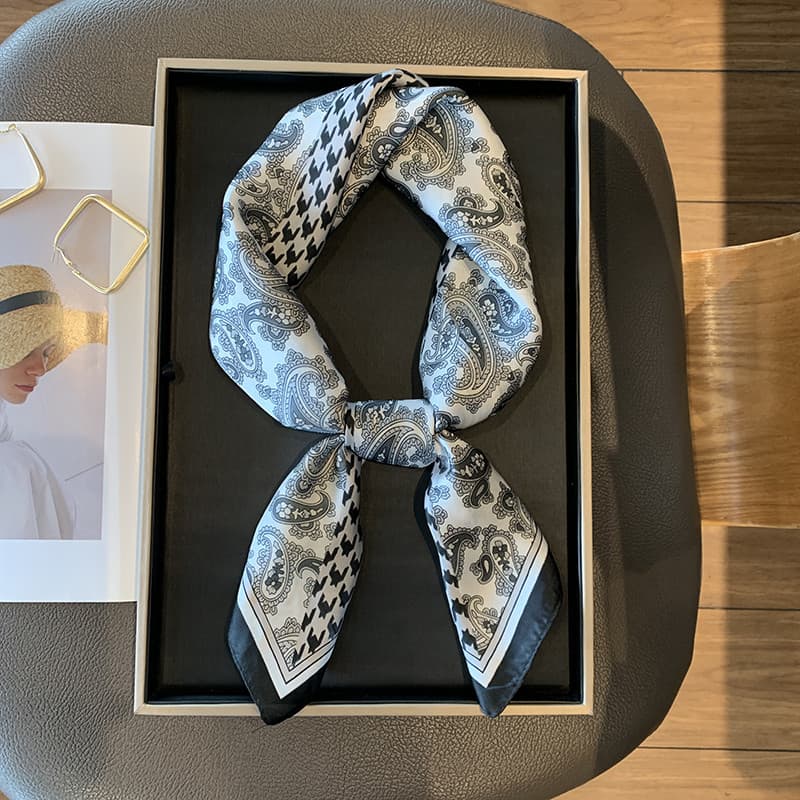 Lenço de seda feminino verão estilo fino Houndstooth impresso lenço quadrado versão coreana temperamento moda nicho cach