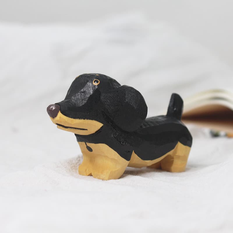 Estoque pronto Ventilador Aoki Escultura em Madeira Animal Decoração de Mesa Decoração Artesanato Bonito Dachshund Decor