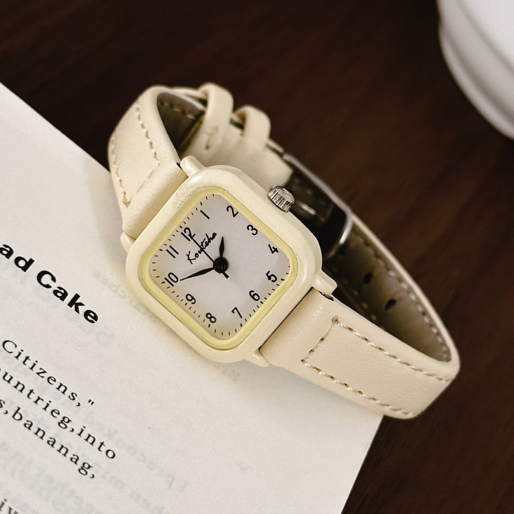 Relógio feminino estudante Retro nicho moda simples requintado pequeno literário fresco 2026 novo estilo estilo Preppy