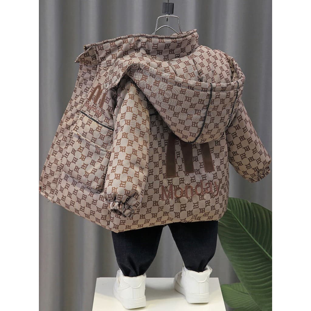 Meninos jaqueta 2026 novo estilo moda crianças engrossado pato branco para baixo jaqueta bebê inverno frito rua acolchoa