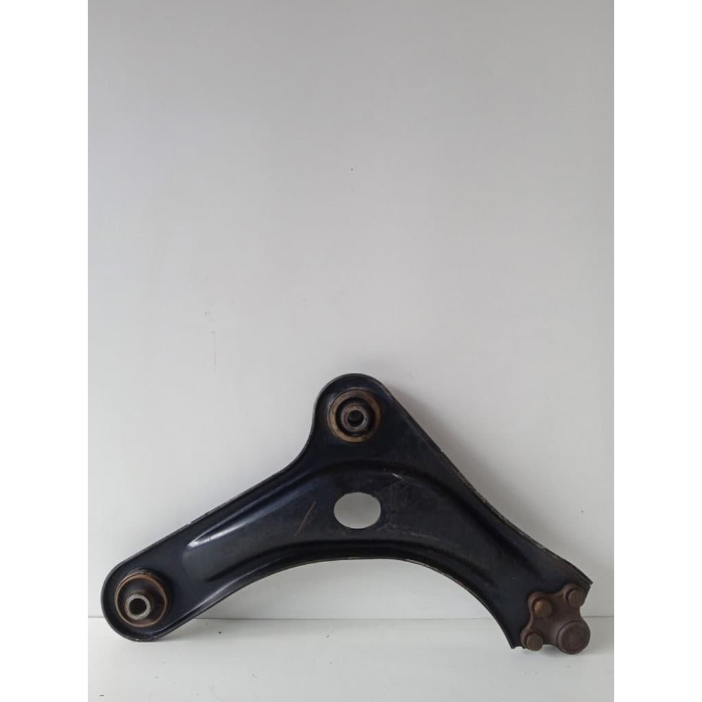 Bandeja Balança Diant. Esquerda Peugeot 208 1.5 2014, 15, 16