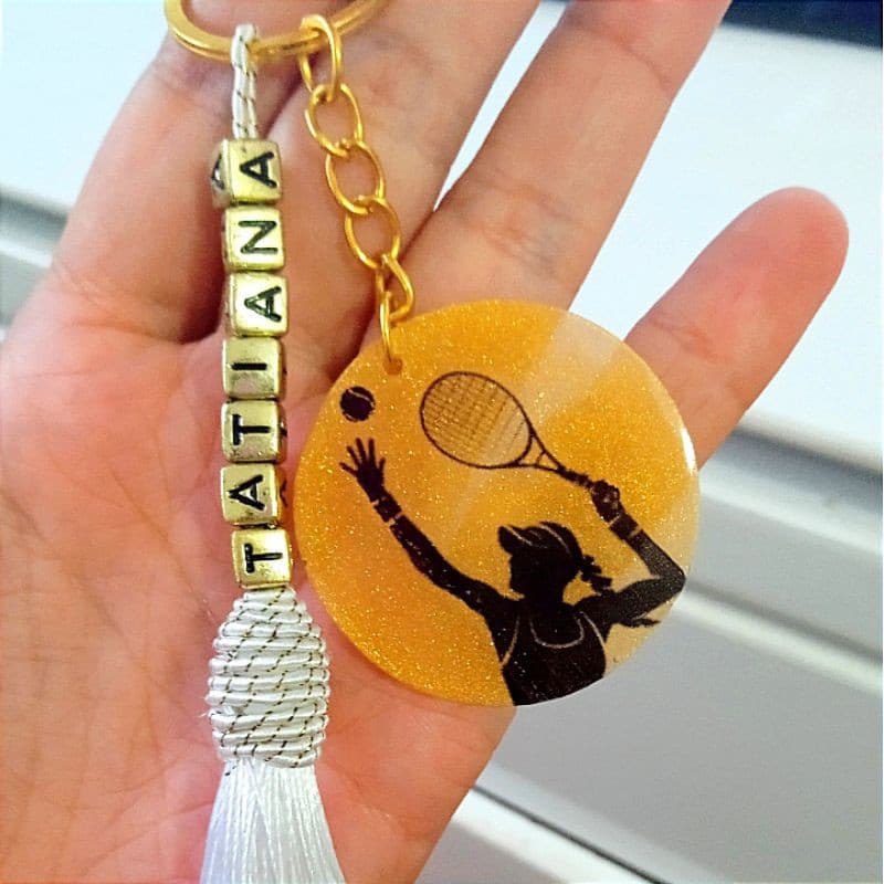 Chaveiro em resina personalizado modelo tenista