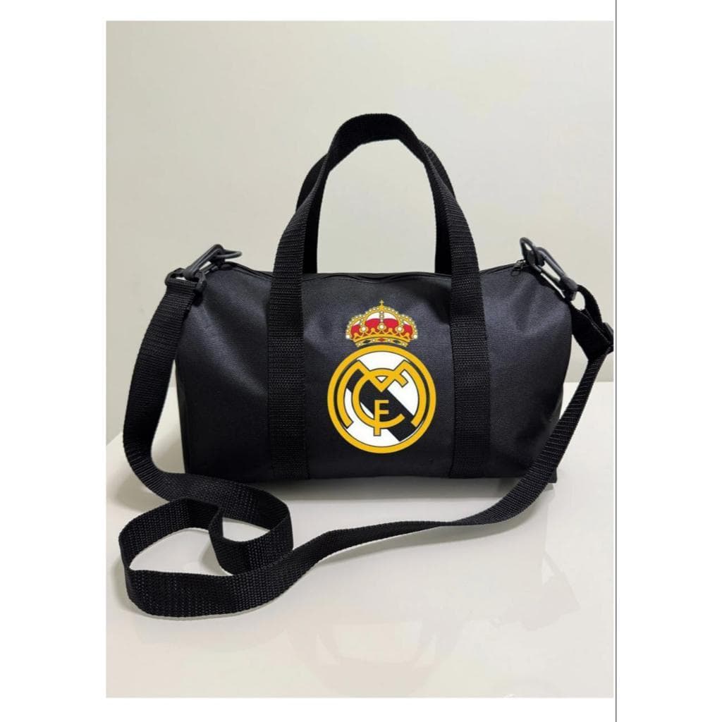 Bolsa Mochila Esportiva Academia Trasversal Multifucional Times Europeus Futebol Porta Chuteira