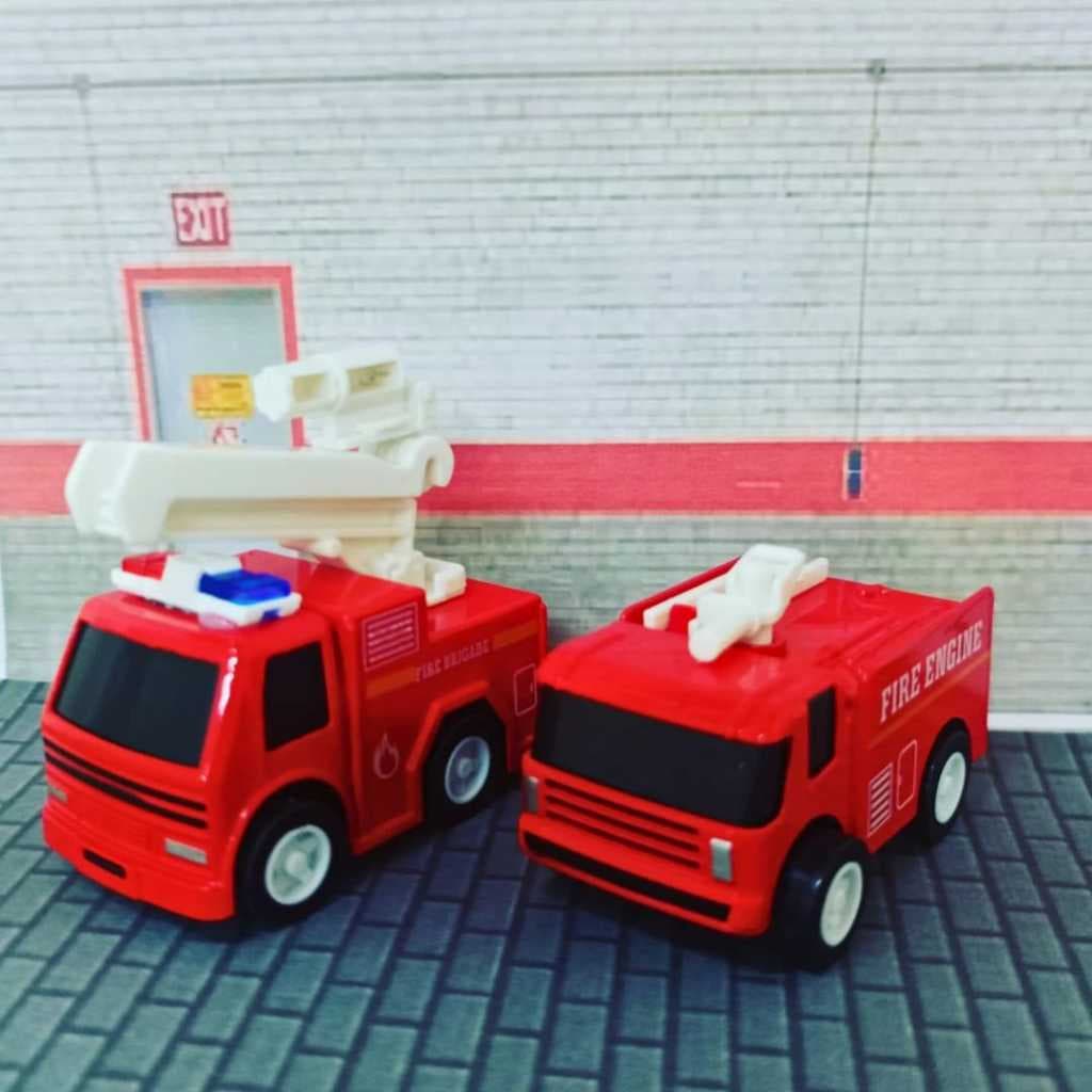 Mini Brinquedo Carrinho Carro Caminhão Bombeiros Ambulância Polícia Miniatura Fricção