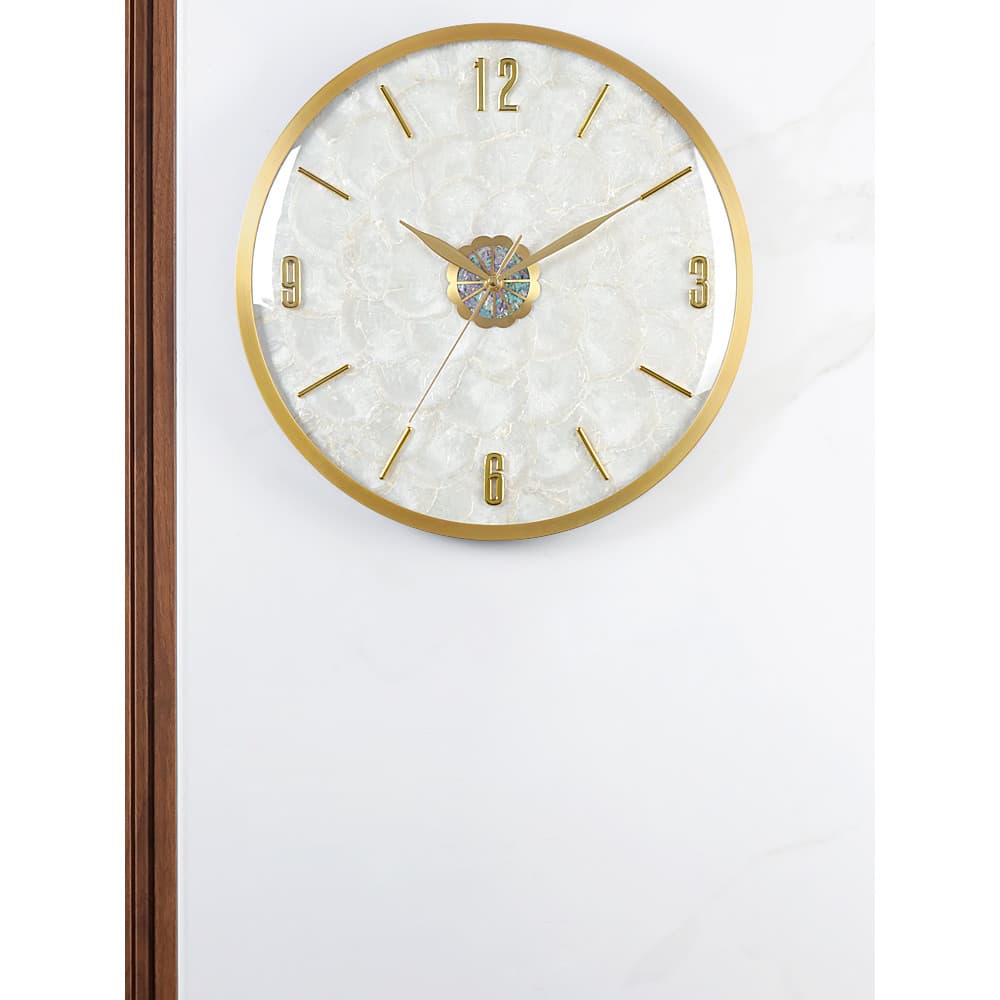 Relógio de parede de latão, luz para sala de estar, luxo, decoração moderna, concha, relógio de quartzo, montado na pare