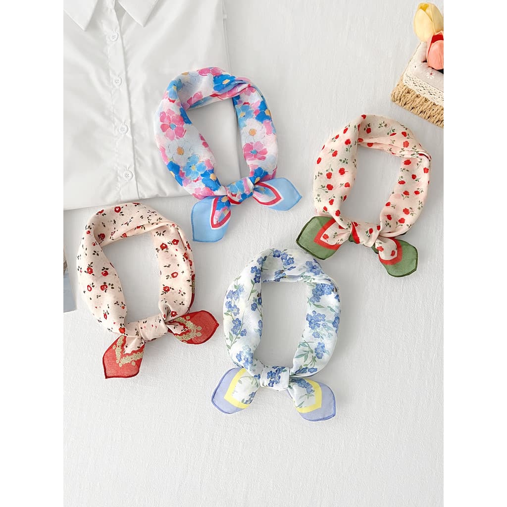 2026 primavera novo estilo versão coreana pequeno fresco impresso pequeno cachecol decorativo feminino Streamer bandana