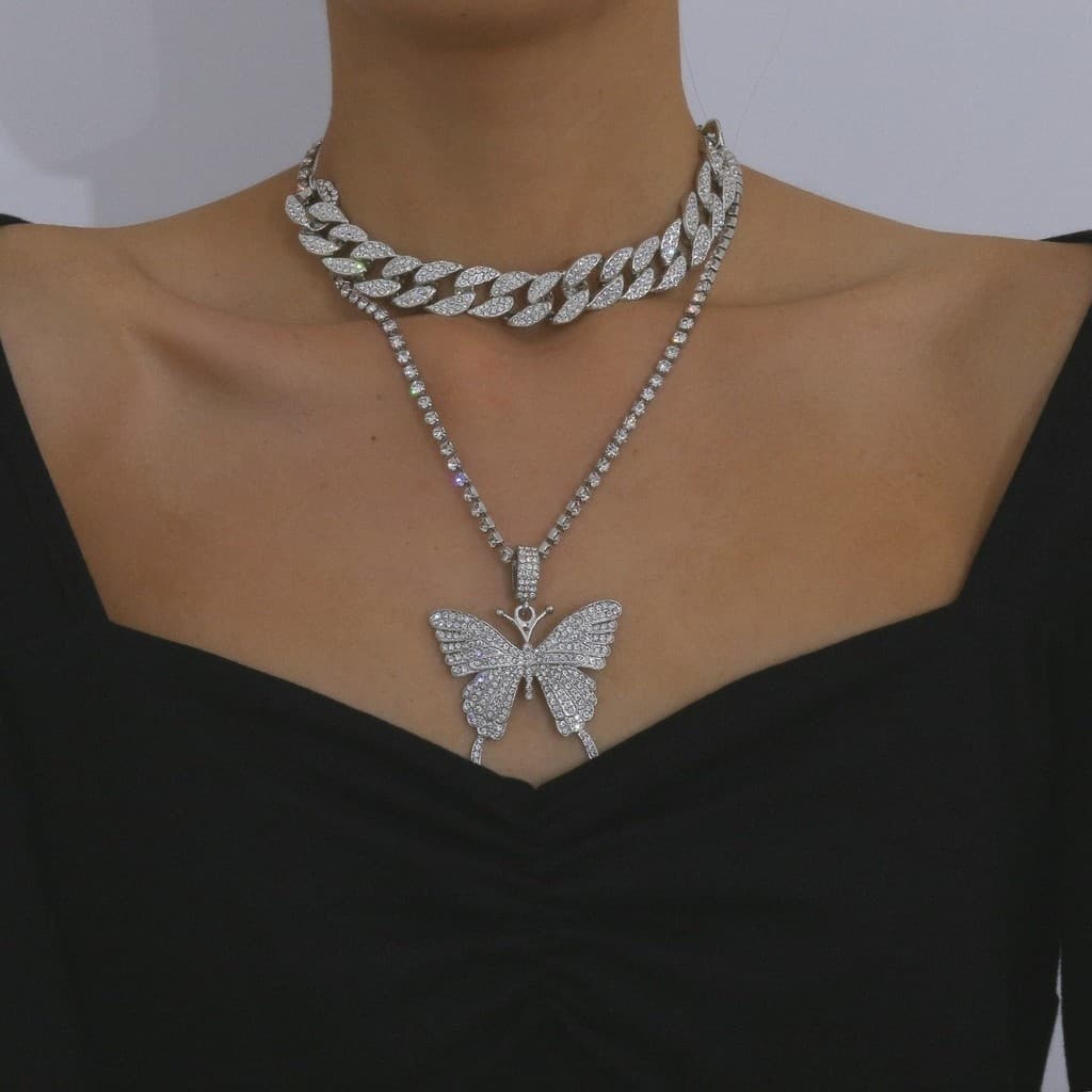 Novo colar feminino de diamante com pingente de borboleta, corrente cubana de cristal, corrente de corda, joias feminina