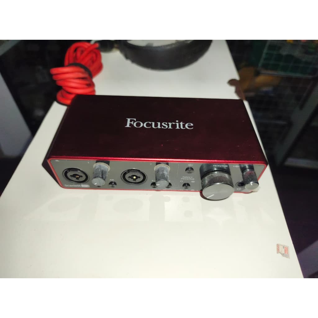 Interface De Áudio Focusrite Scarlett 2i2 3ª Geração Usb