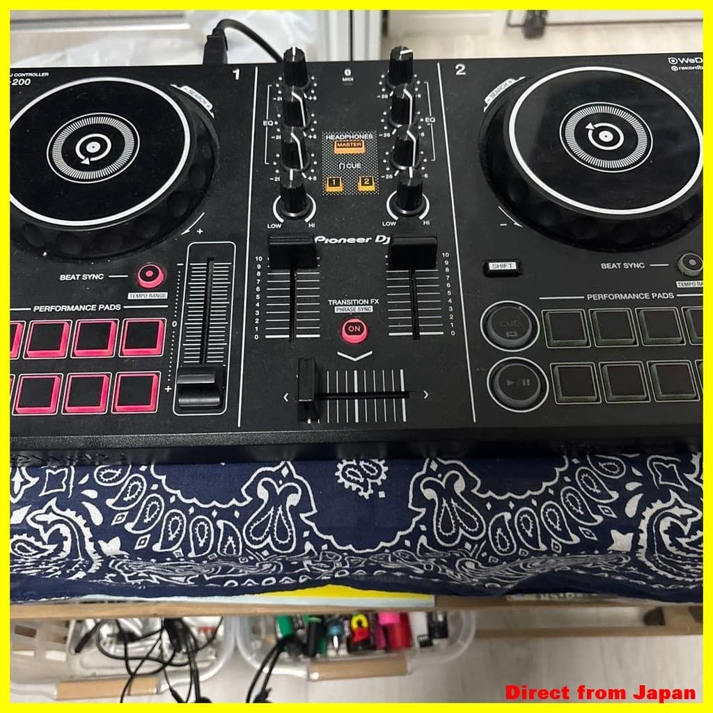 Direct from JapanPioneer DJ DDJ-200 DJ Controller (Main Unit)