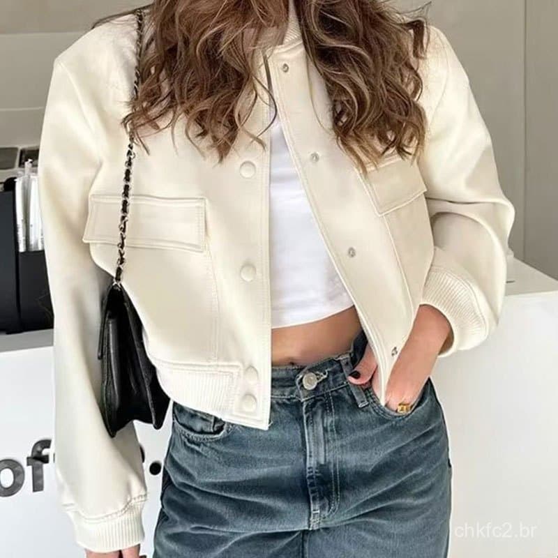 Jaqueta Feminina Com Gola E Bolso Grande