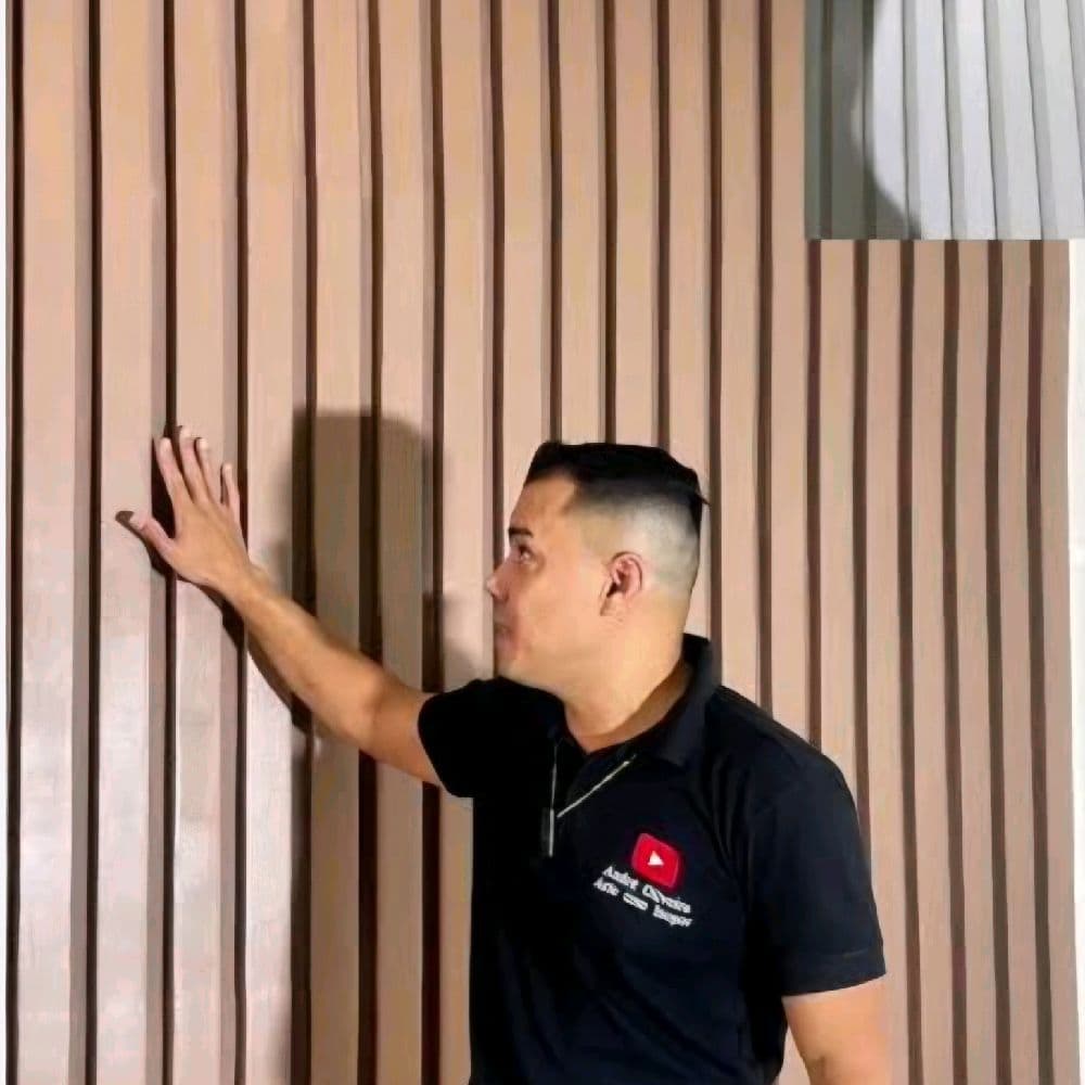Painel Ripado de Isopor EPS 100x50x3 cm (kit 10 unidades)