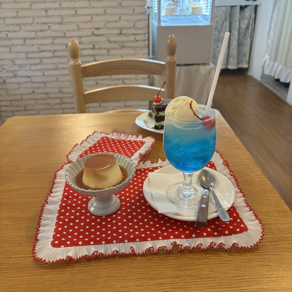 Estilo coreano bolinhas vermelhas renda branca almofada de isolamento térmico Coaster Placemat café foto adereços guarda