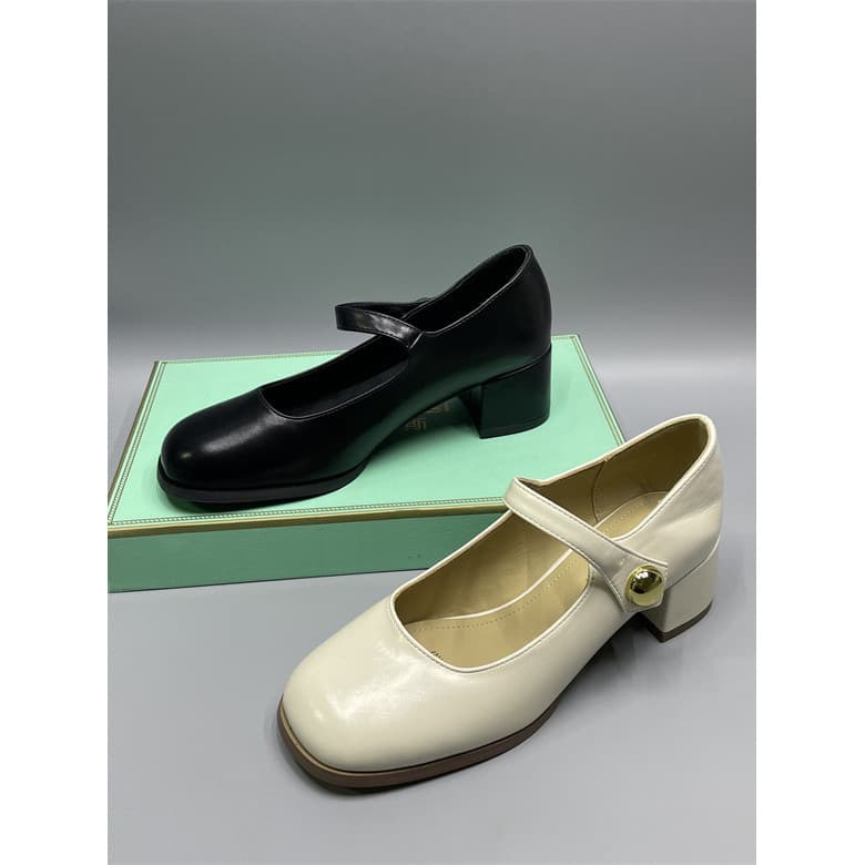 Tratamento de liberação de gabinete sapatos femininos este ano novo estilo boca rasa feminino sola macia um Pedal elásti