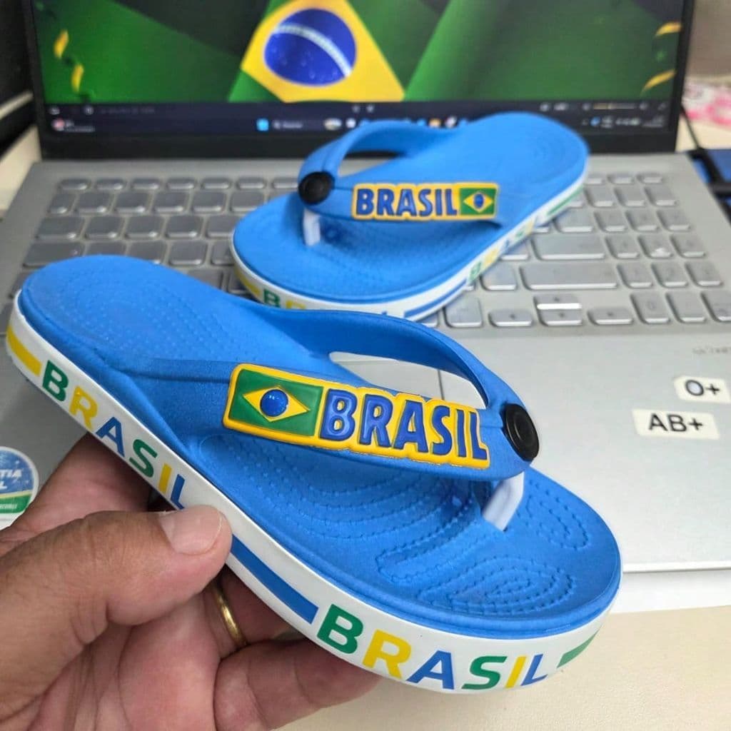 Chinelo de dedo Nuvem Infantil Copa Brasil 2026 menino e menina
