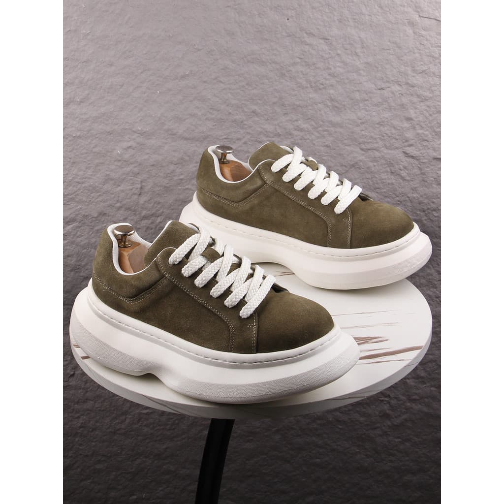 2026 verão novo estilo respirável de sola grossa Retro venda quente sapatos de pão esportes sapatos casuais aumentando A