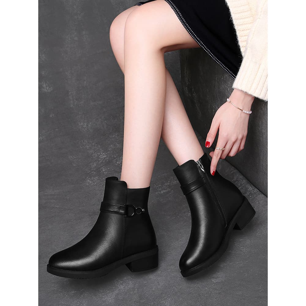 Fugui Bird Botas curtas femininas de couro genuíno com sola macia 2026 Novo estilo de venda quente outono inverno mais v