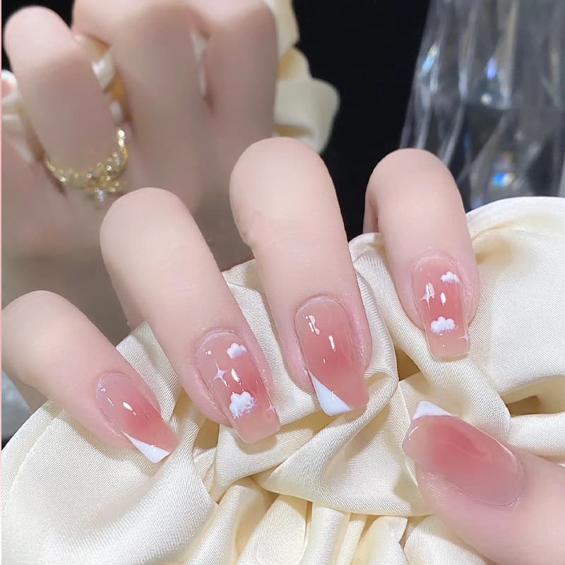 Unhas postiças cor de blush, design fofo de nuvem, unhas postiças simples, peças de unhas postiças, adesivos para unhas,