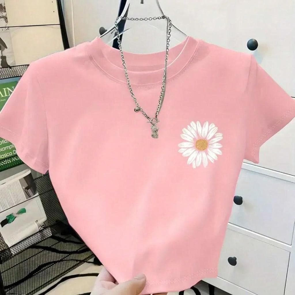 Camiseta Cropped Feminino Gola Redonda em Tecido de Algodão Verão Flor Lançamento Leve e Moderno